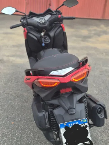 XMAX 250