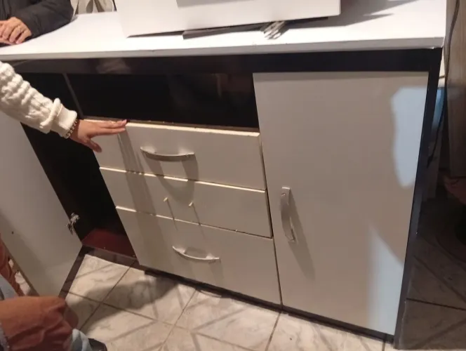 Cômoda com sapateira