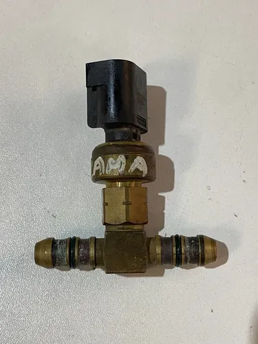 Sensor De Combustível Para Chevrolet Tracker 1.4 2017 - Alta