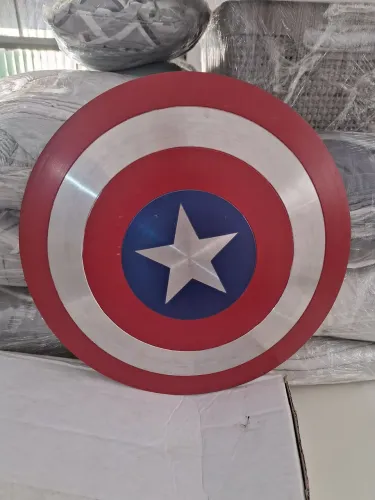 Vendo Escudo do Capitão América em Alumínio