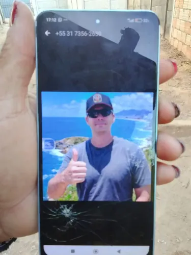 Golpe quem conhece esse cara esse cara eu caí no golpe de um celular novinho