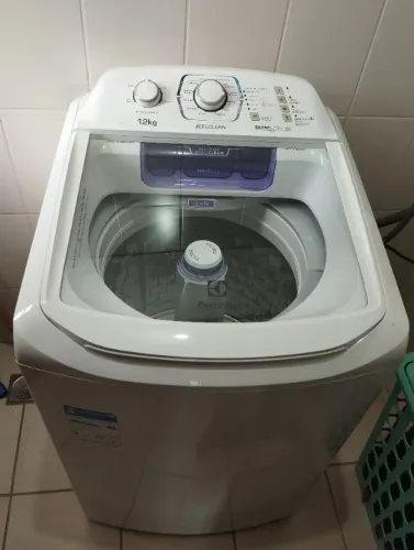Máquina de lavar roupa Eletrolux 12 Kg (NÃO ENTREGO)