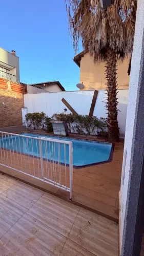 Casa alto padrão com piscina 3Q 1Suite