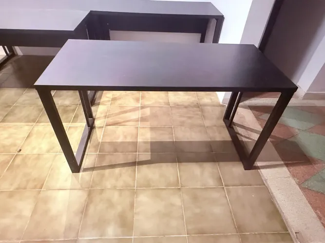 MESA PARA LOJA/ESCRITÓRIO - TENHO 4 UNIDADES