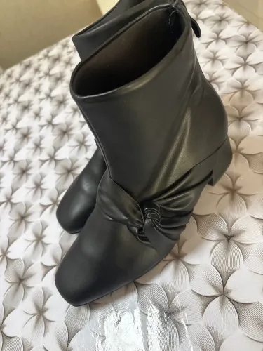 Bota Piccadilly número 35