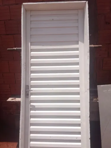 Porta de 70 com portal