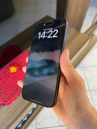 iPhone 16 Pro Max / 90% Bateria