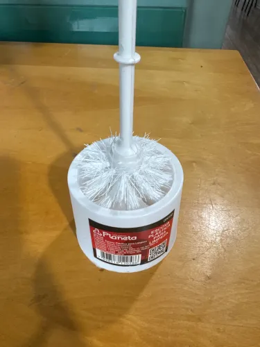 Escova Sanitária em Plástico com Suporte