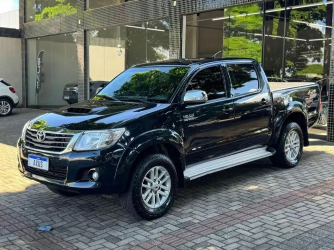Toyota Hilux CD SRV D4-d 4X4 3.0 TDI Diesel AUT 2014