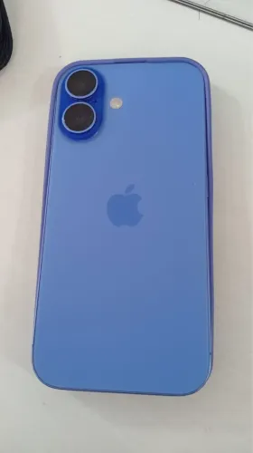 iPhone 16