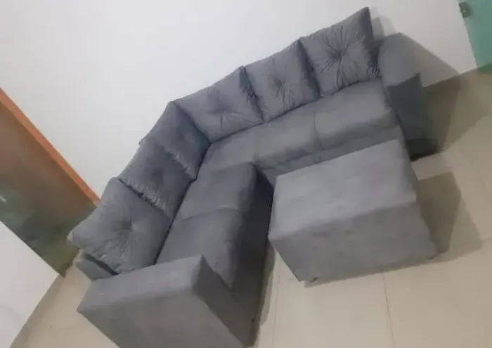 Sofá de canto 2 braços ? puf de brinde 