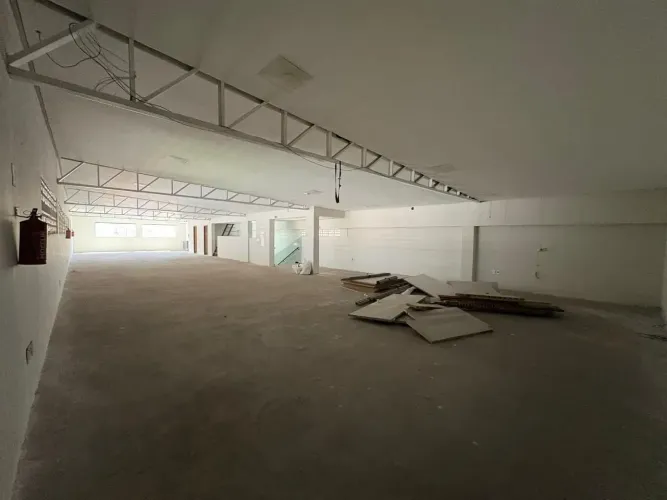 Imóvel para aluguel tem 250 metros quadrados em Glória - Vila Velha - ES