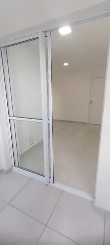 Alugo Apartamento Condomínio Moradas da Barra