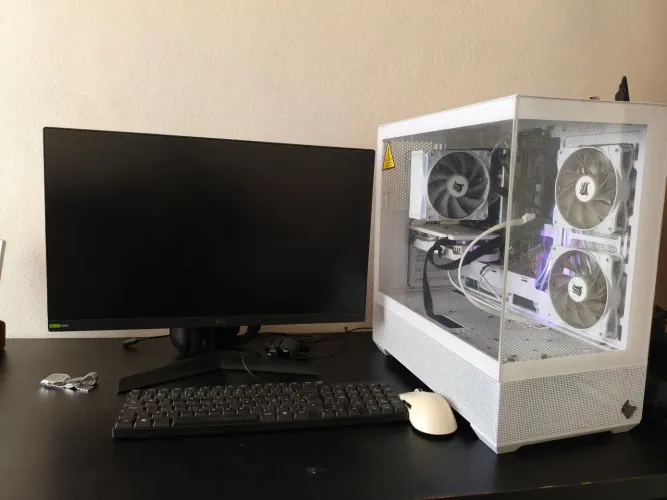 Setup Pc gamer + monitor 180hz