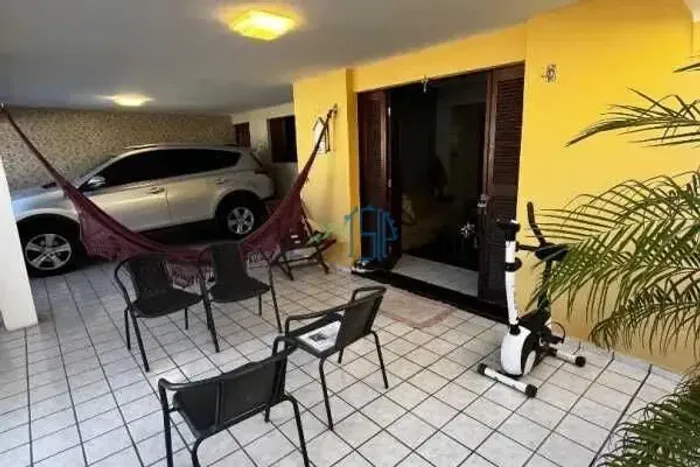 Casa à venda no bairro Neópolis - Natal/RN