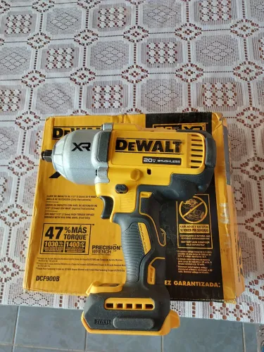 Chave de impacto Dewalt DCF900B 140kg de torque Seminova