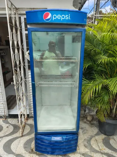 Freezer expositor Pepsi 110v