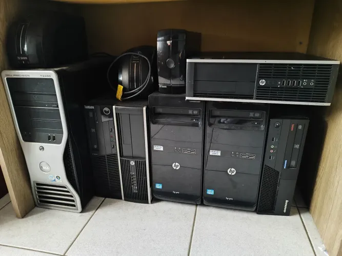Lote de desktop funcionando