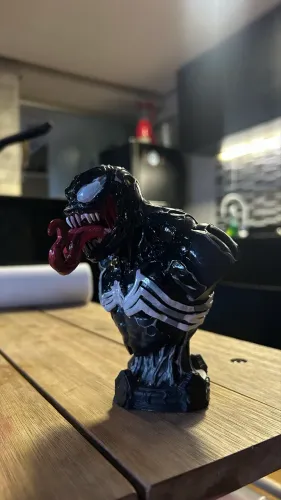 Venom - Miniatura em Resina | Pintura Exclusiva