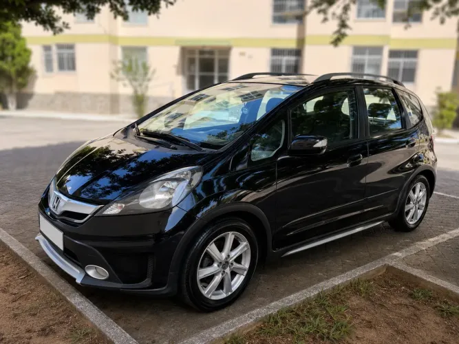 Honda Fit Twist 1.5 Flex 16V 5P Aut. 2013