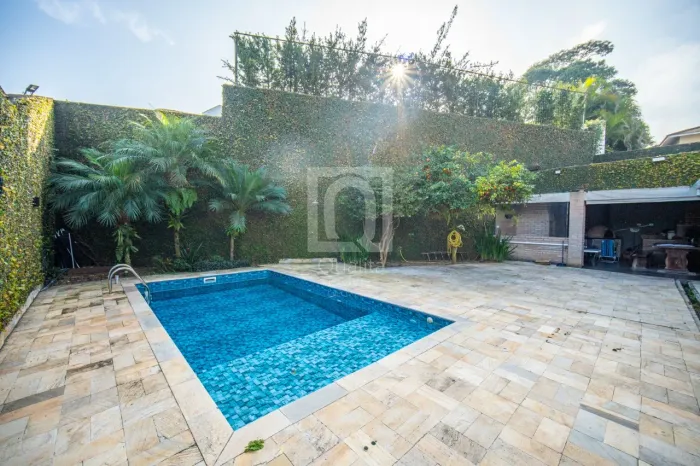 Casa à venda Condomínio Golf Garden Carapicuíba