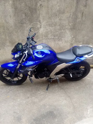 Fazer 250