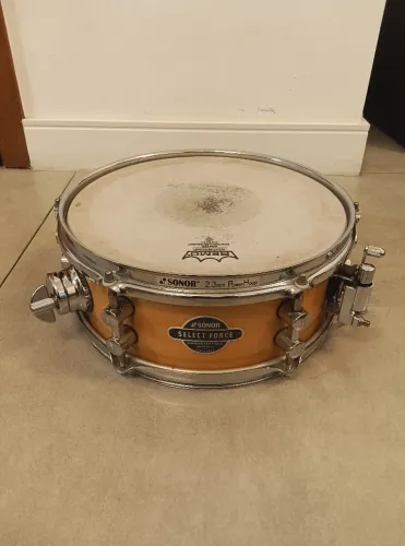 ## Caixa de bateria Sonor Select Force Maple Shell 12x5, aros Power Hoop, laqueada, rara!!