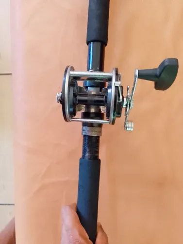 Vara de pesca oceânica+ carretilha PENN 