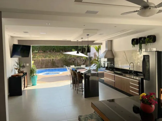 Casa de Condomínio em Itu para aluguel Condomínio Campos de Santo Antônio - SP | 4 quartos