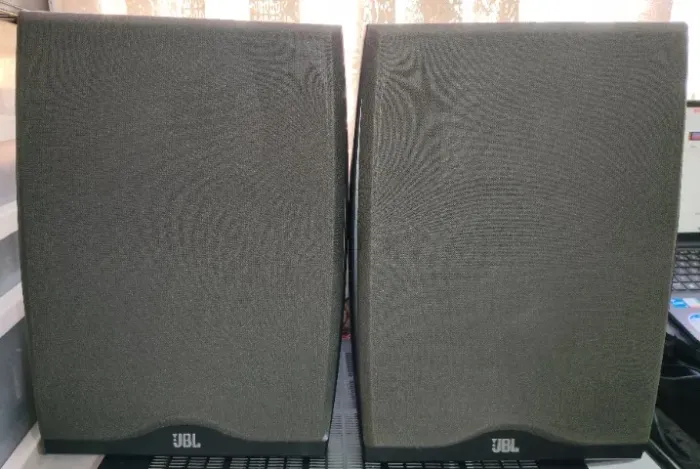 Par De Caixas Jbl N-26 125 W Ótimo Estado Funcionando 8 Ohms