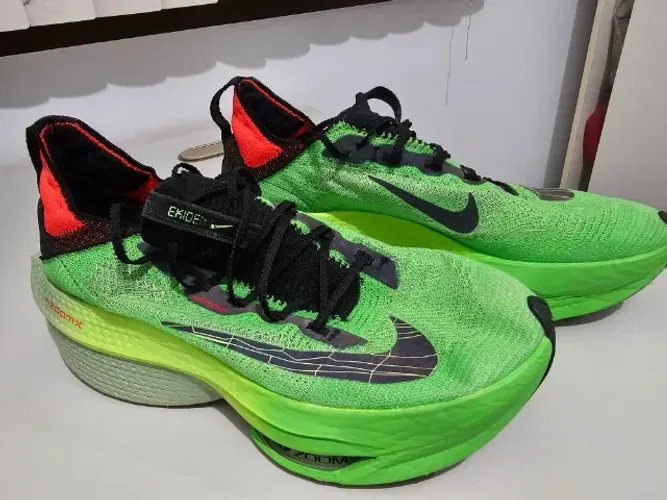 Tenis Nike Alphafly 2 - Ekiden - Tam US 12,5 Original Muito Novo.