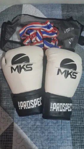? CONJUNTO DE LUVAS DE BOXE MKS