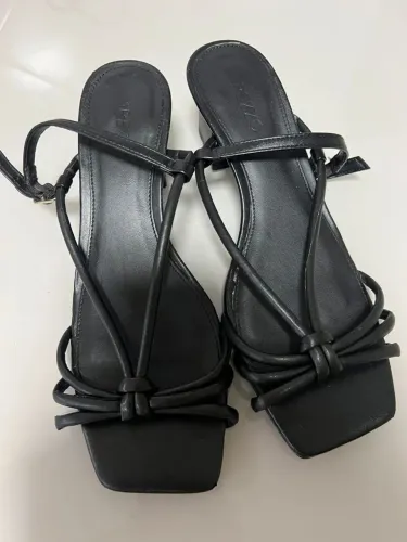 Sandália Arezzo 36 preta