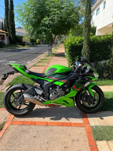 Kawasaki zx6 636