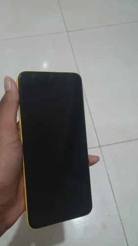 Celular da xiaomi da marca pocco m4 pro semi novo mais bem conservado tem até a caixa