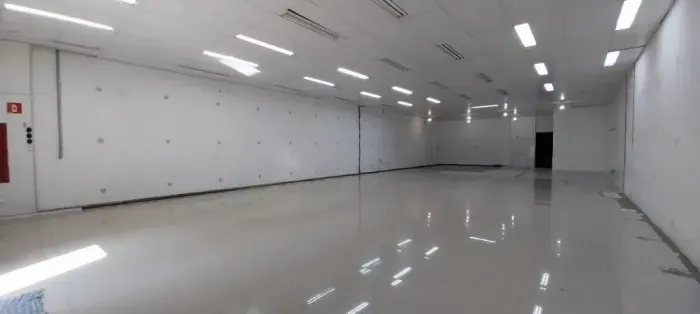 Salão comercial para locação com 230m² na Rua Marechal Deodoro, no Centro de São Bernardo