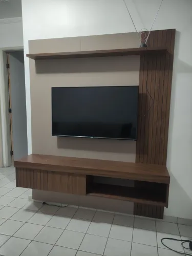 Painel e Rack de TV - Algumas avarias