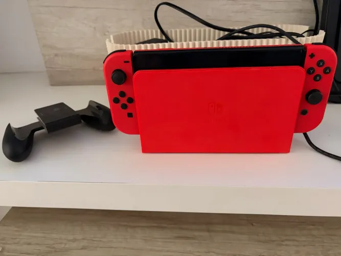 Nintendo Switch OLED (v. colecionador Mário)