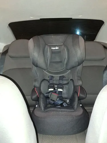 Cadeirinha infantil para carro (LEIA DESCRIÇÃO)