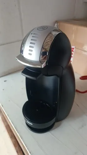CAFETEIRA DOLCE GUSTO GÊNIO 2