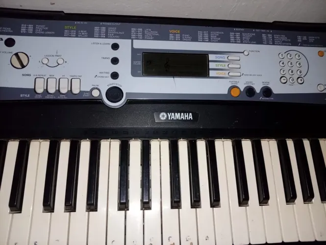 Teclado Yamaha
