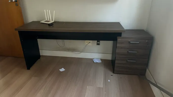 Vendo escrivaninha mesa escritório