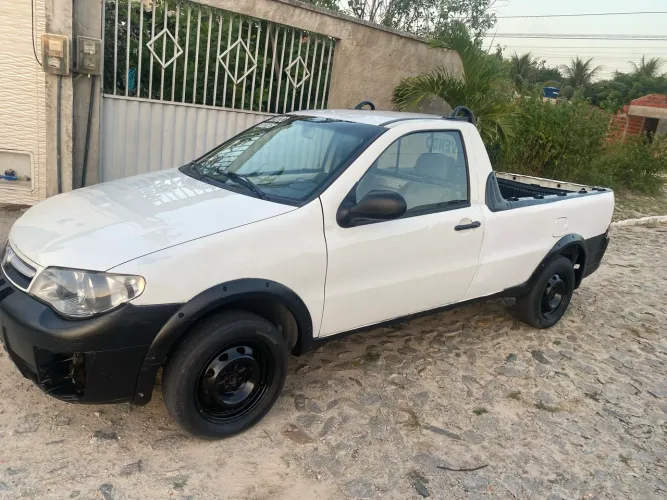 Fiat Strada 1.4 MPI Fire Flex 8V CS 2012