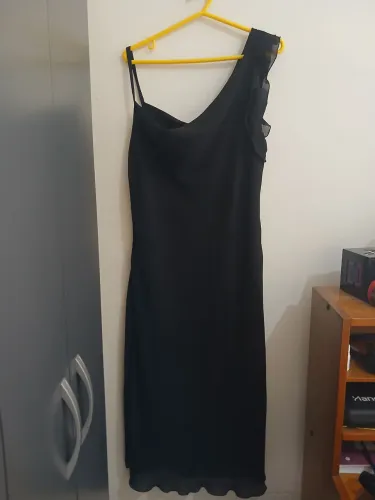 Vestido Preto - Tam. 48 - Usado poucas vezes
