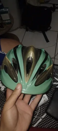 Vendo capacete para bicicleta