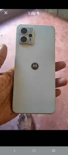 Vendo esse moto g 23 128 gigas tela trincada