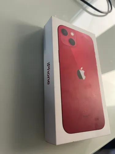 iPhone 13 256 semi novo