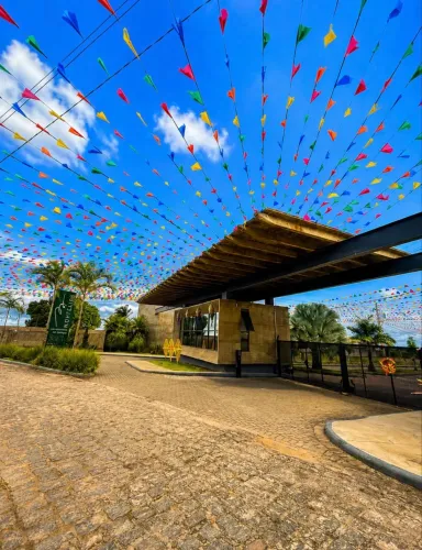 Vendo lote de esquina no condomínio Montelier em Bananeiras.