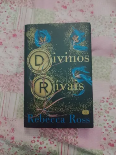 Divinos rivais