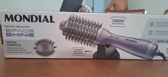 Escova Secadora NOVA - Nunca Usada-Bivolt